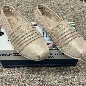 Bobs from Sketchers slip on flats